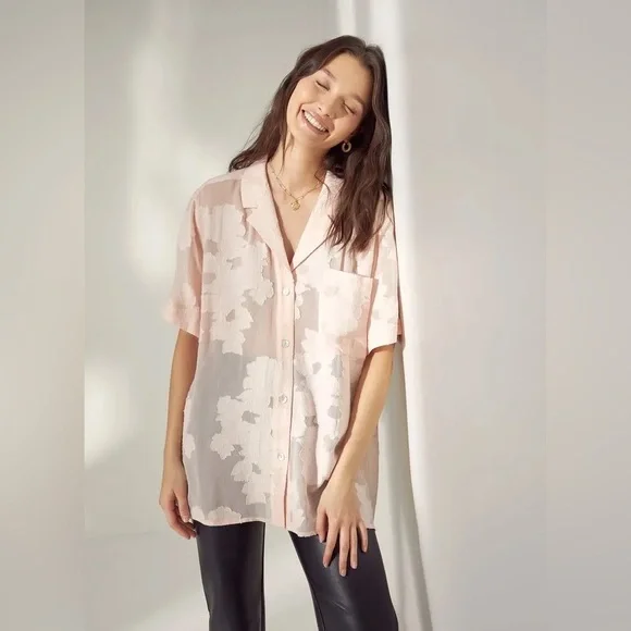 Aritzia Wilfred Atticus Button-Up Blush Pink - Size Small - Picture 2 of 12